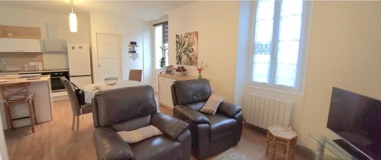 ז'ונזאק Maison De Ville Avec Terrasse "La Sympathique" מראה חיצוני תמונה